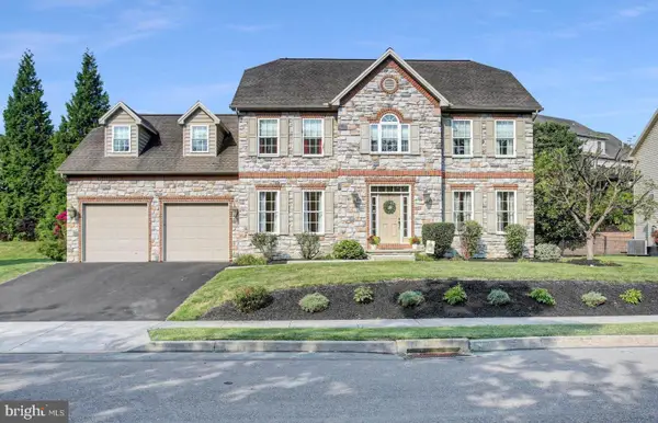492 Francis Dr, MECHANICSBURG, PA 17050