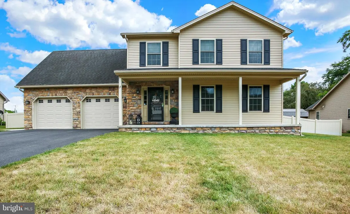 17 Pennsboro Dr, Enola, PA 17025 - #1