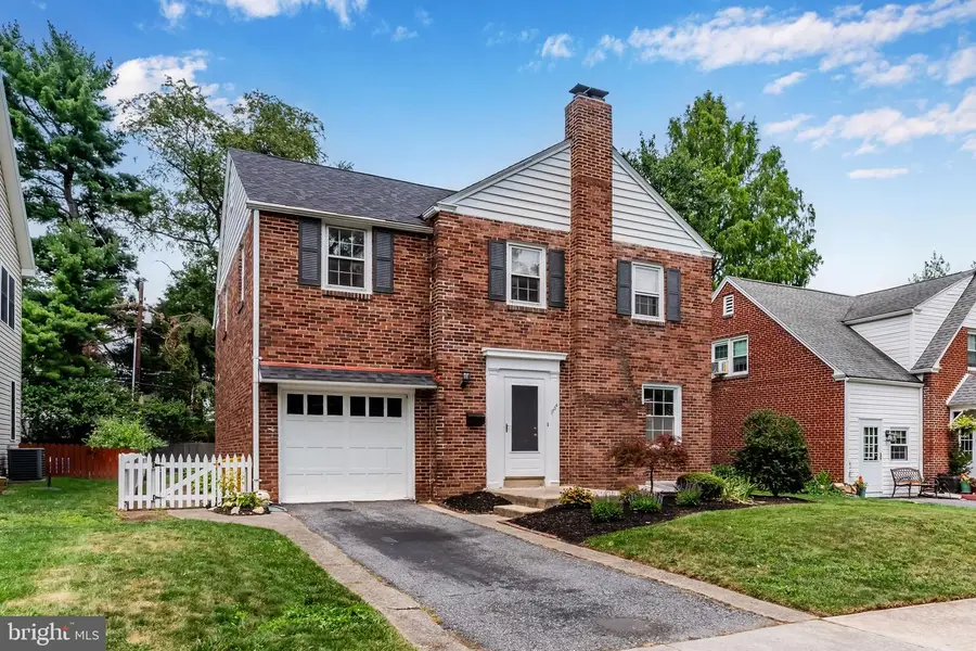 1704 Wyndham Rd, Camp Hill, PA 17011 - #2