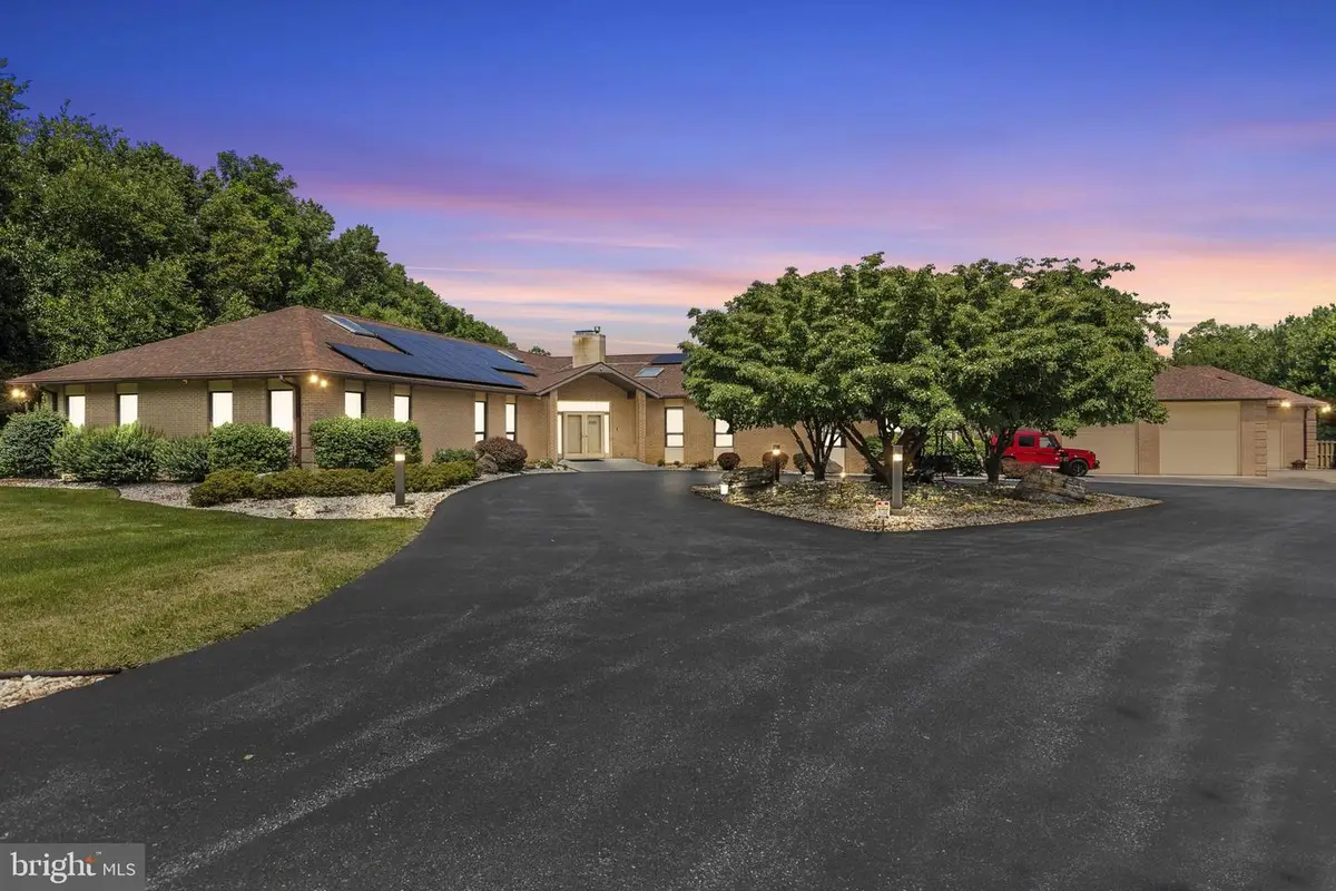 253 Brindle Rd, Mechanicsburg, PA 17050 - #1