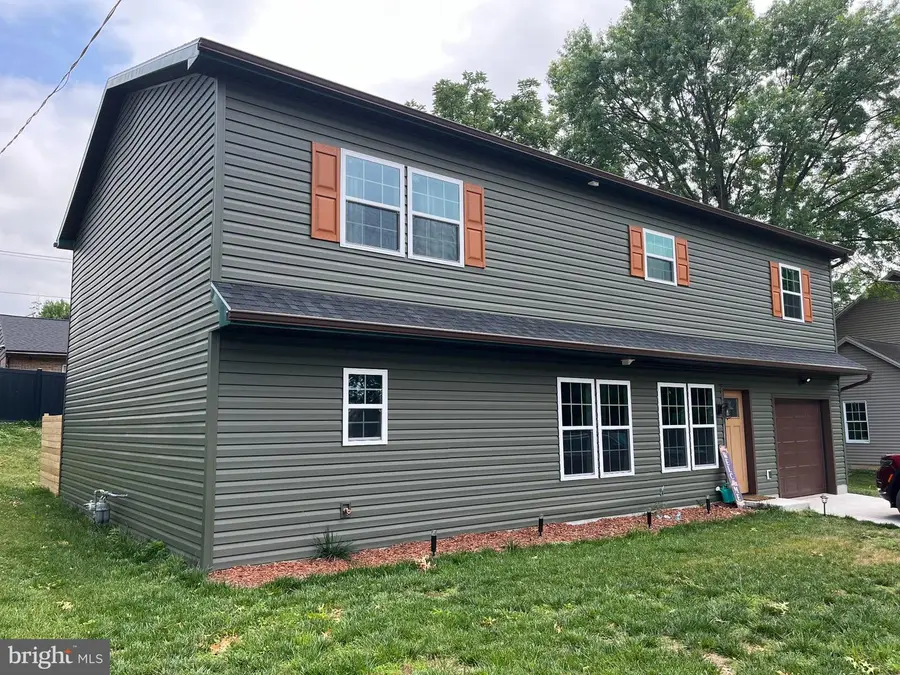 1999 Dighton St, Camp Hill, PA 17011 - #2