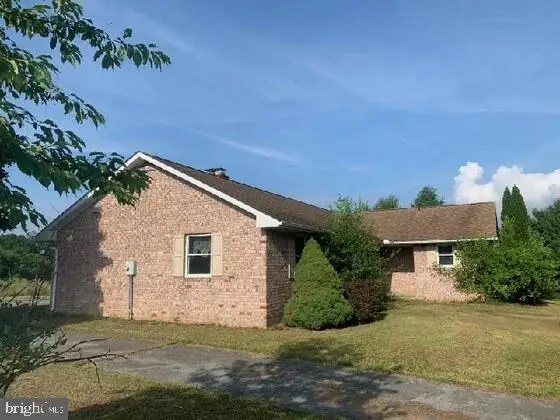 1060 Roxbury Road, Newburg, PA 17240 - #2