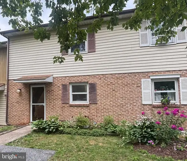 3 Dartmouth Ct, MECHANICSBURG, PA 17055