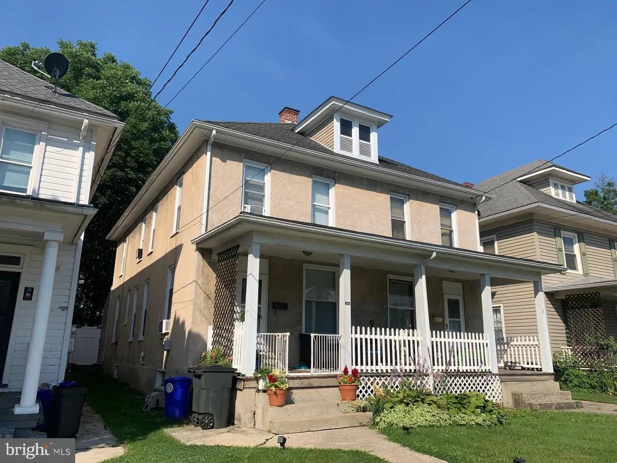 112-114 Queen St S, Shippensburg, PA 17257 - #1