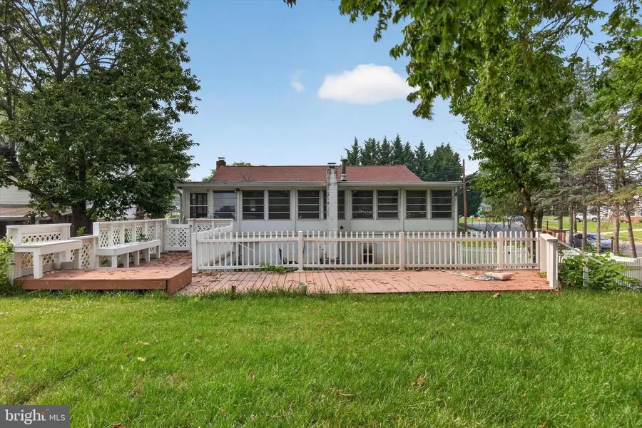 2 Palmer Dr, Camp Hill, PA 17011 - #2