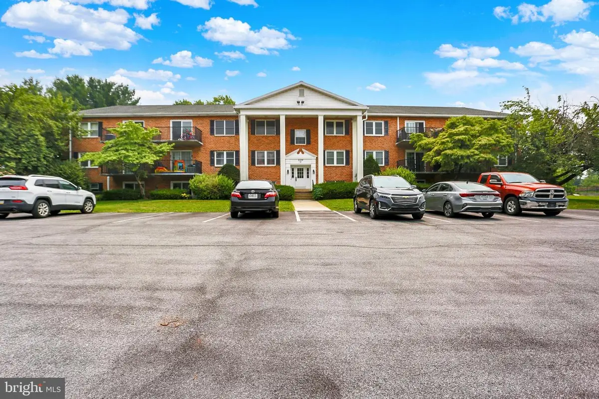 2109 Cedar Run Dr #307, Camp Hill, PA 17011 - #1