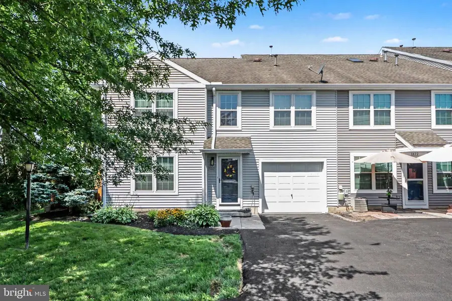 1320 N West St, Carlisle, PA 17013 - #3