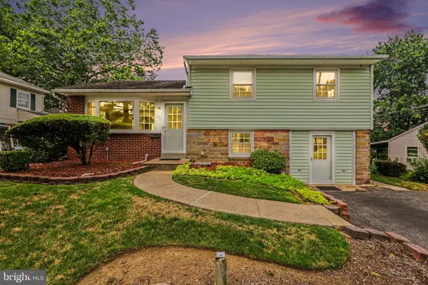 127 Henry Rd, ENOLA, PA 17025