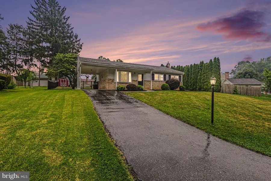 15 Pocono Dr, Mechanicsburg, PA 17055 - #3