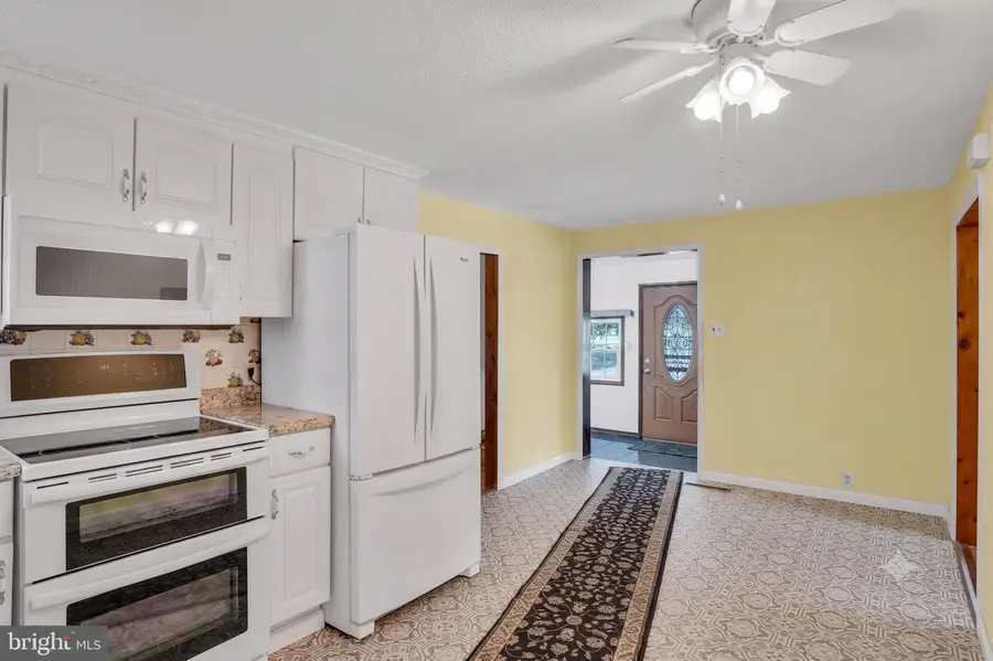 223 Peach Glen Rd, Gardners, PA 17324 - #3