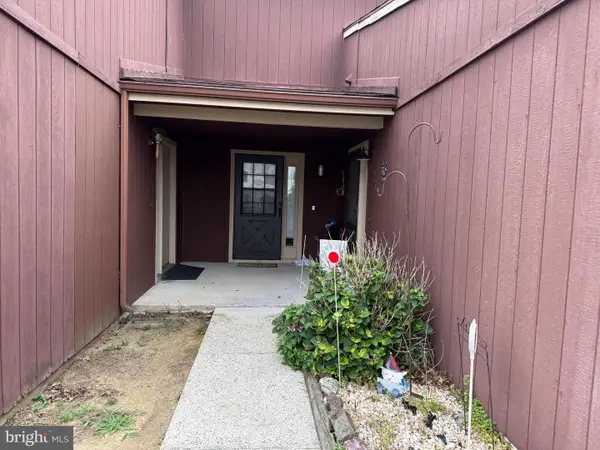 831 Charlotte Way, ENOLA, PA 17025