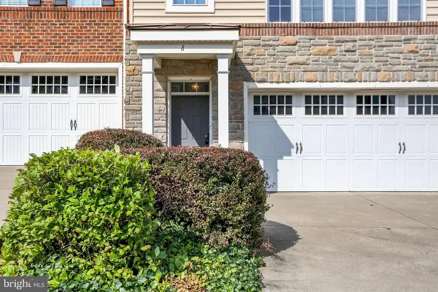 8 Indiana Cir, Lemoyne, PA 17043 - #2