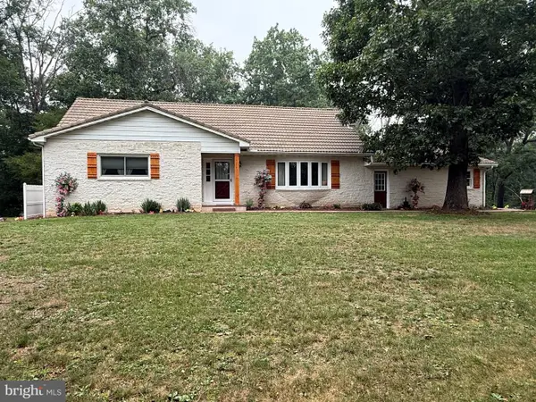 11 Wagner Drive, MECHANICSBURG, PA 17050