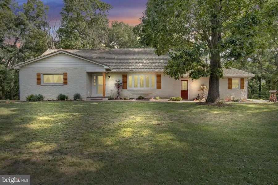 11 Wagner Drive, Mechanicsburg, PA 17050 - #2