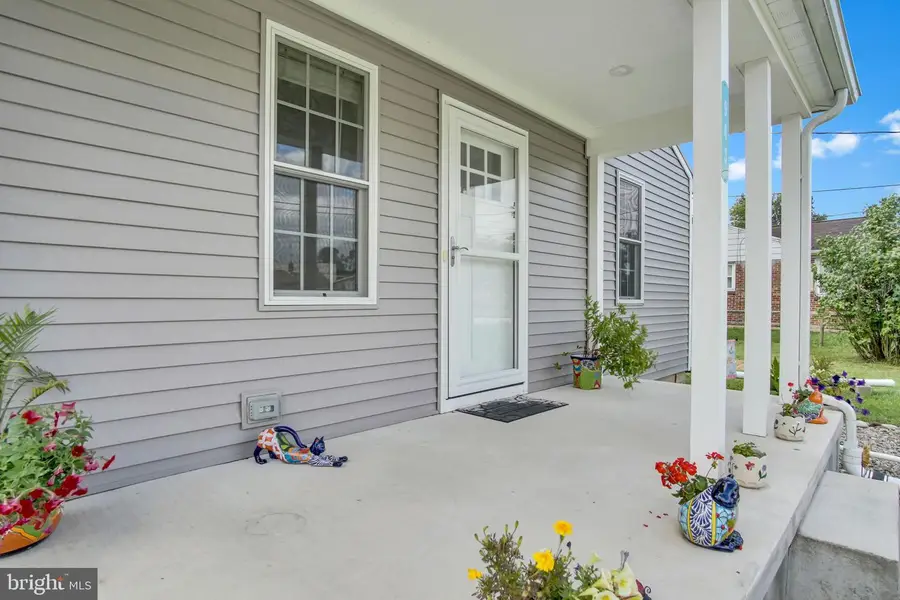 943 Cavalry St, Carlisle, PA 17013 - #2