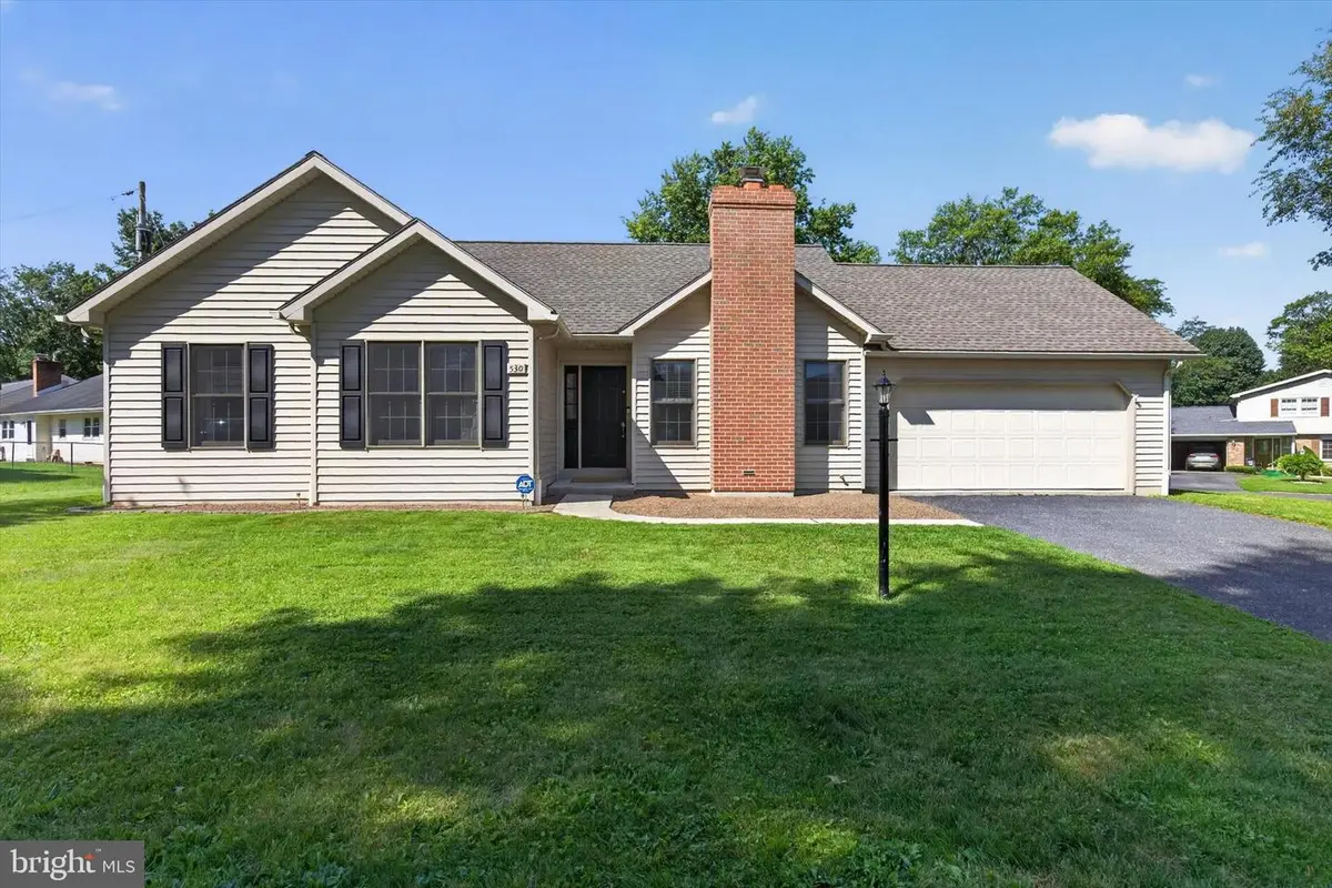 530 Fairway Dr, Camp Hill, PA 17011 - #1