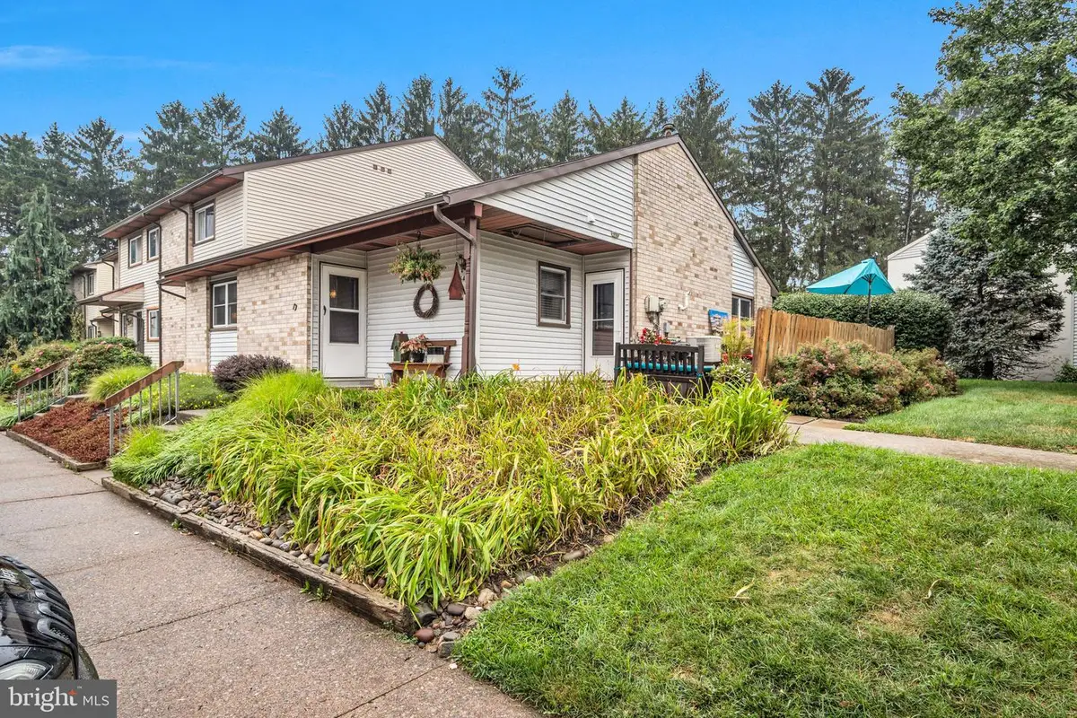 54 Drexel Pl, New Cumberland, PA 17070 - #1