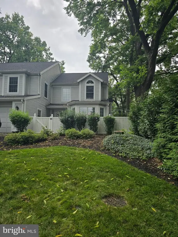 547 S 3rd St, LEMOYNE, PA 17043