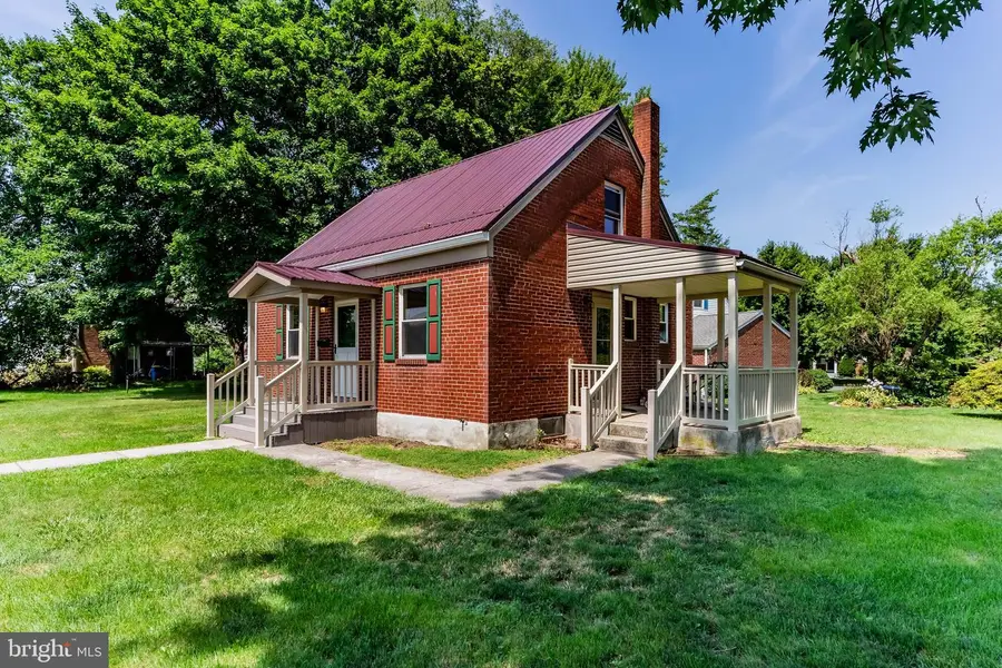 1902 Princeton Ave, Camp Hill, PA 17011 - #2