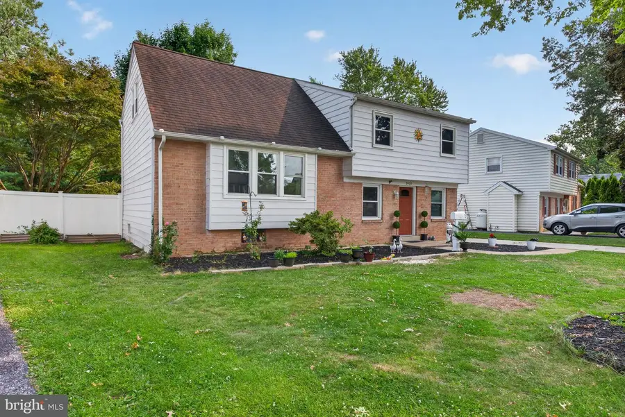 3903 Chestnut St, Camp Hill, PA 17011 - #2