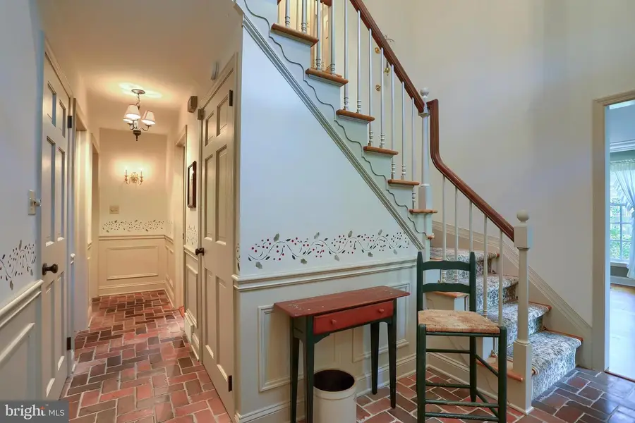 6105 Westover Dr, Mechanicsburg, PA 17050 - #2