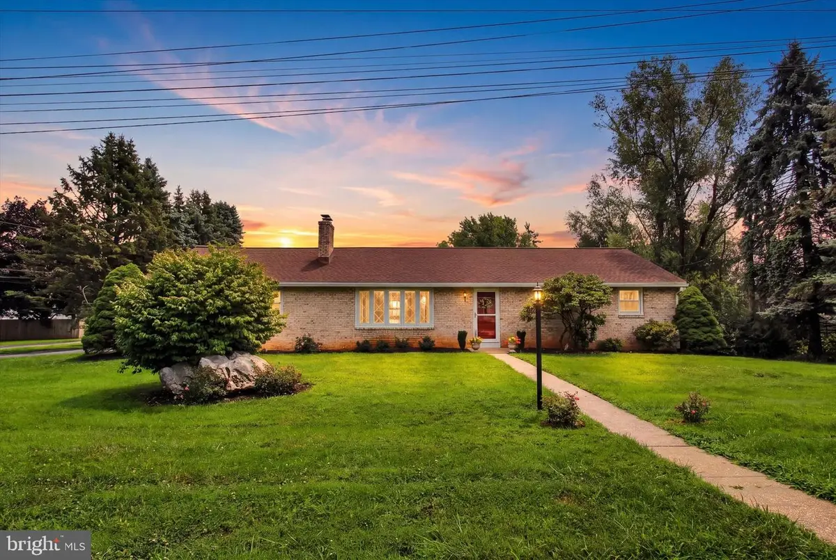 4701 Linden Ave, Mechanicsburg, PA 17055 - #1