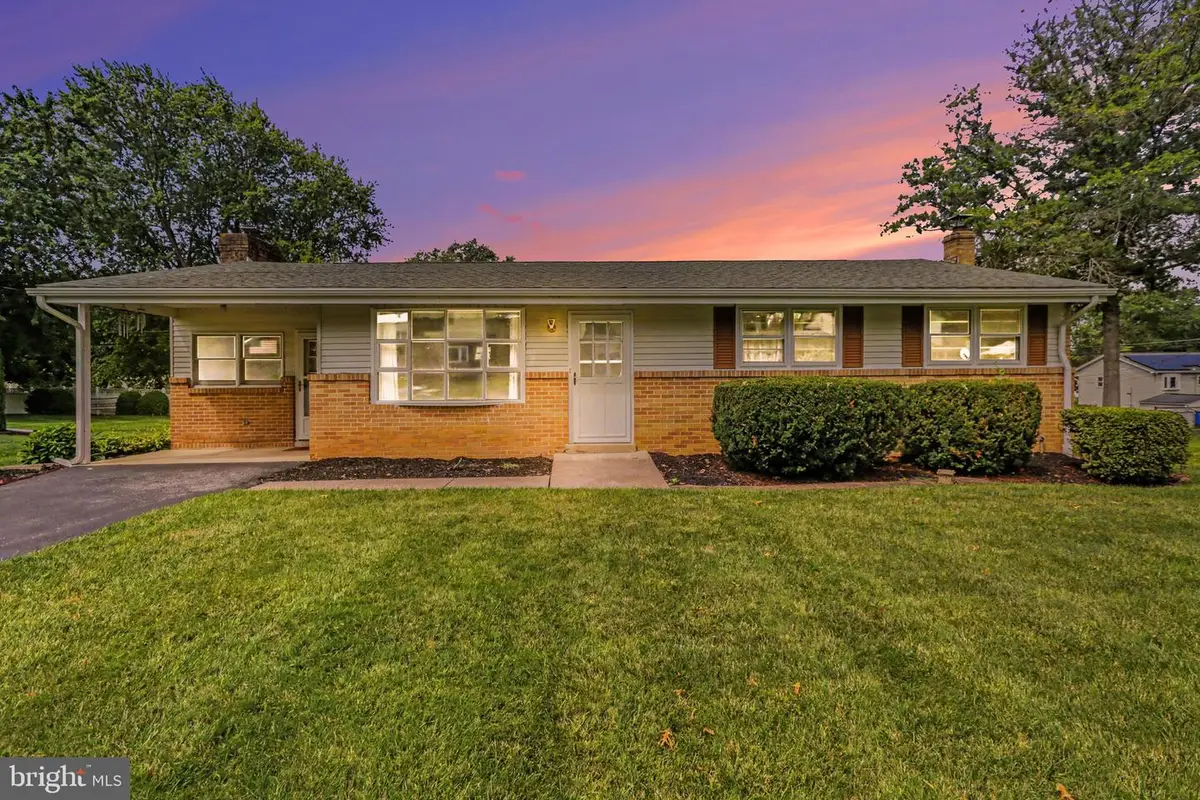 410 Berkshire Rd, Mechanicsburg, PA 17055 - #1