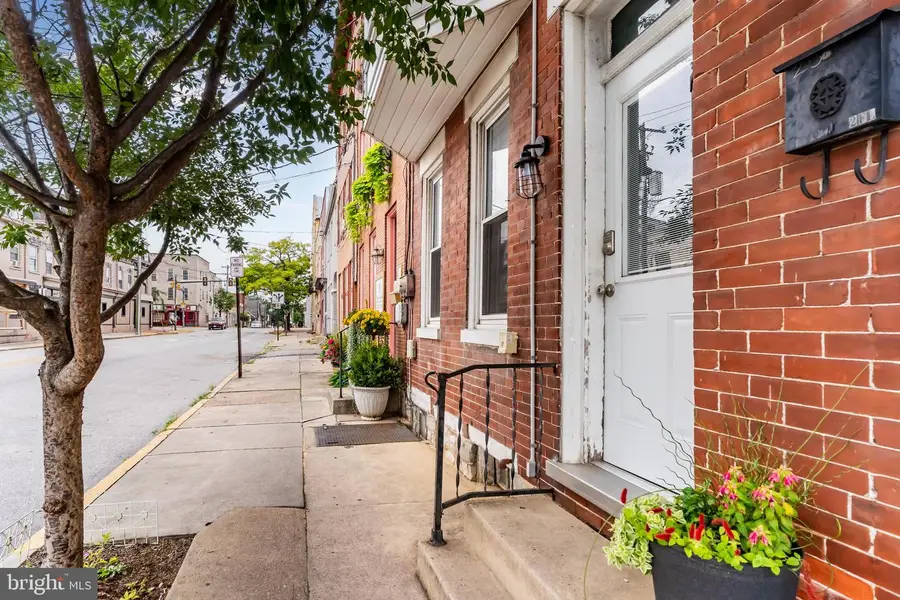 23 E Louther St, Carlisle, PA 17013 - #2