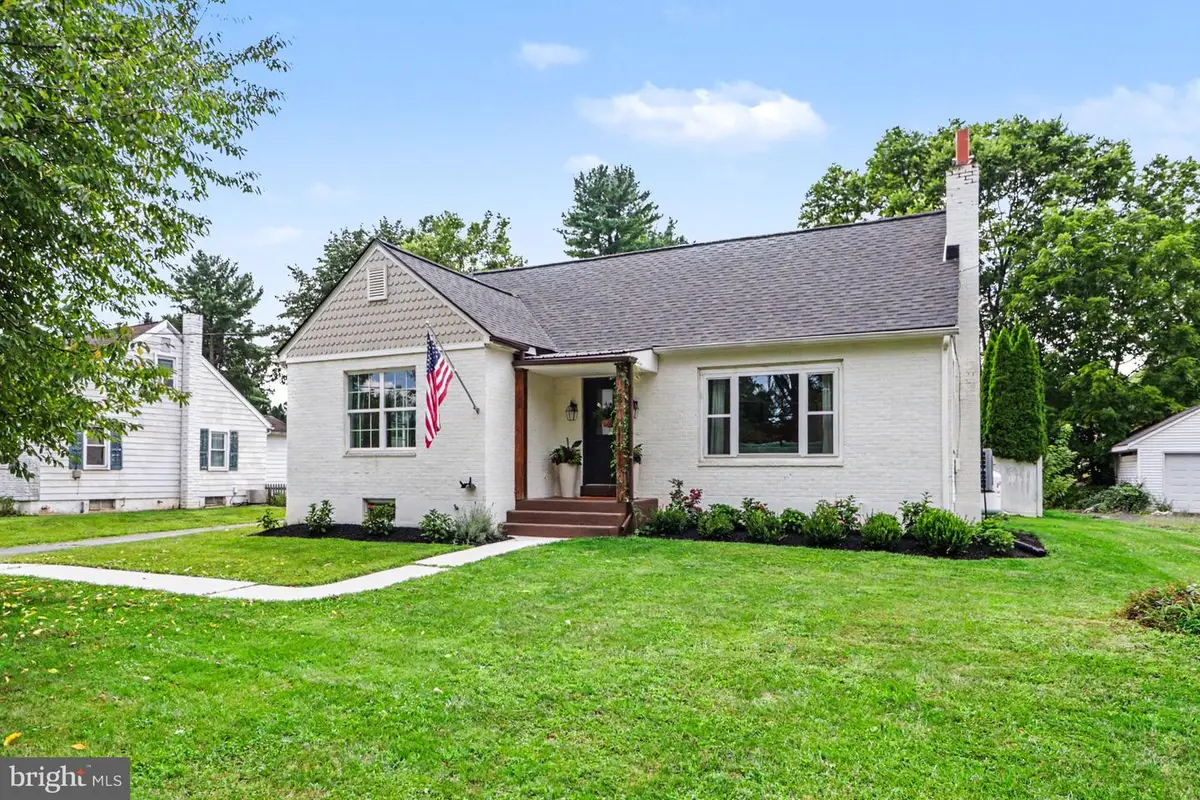 18 Sinclair Rd, Mechanicsburg, PA 17055 - #1
