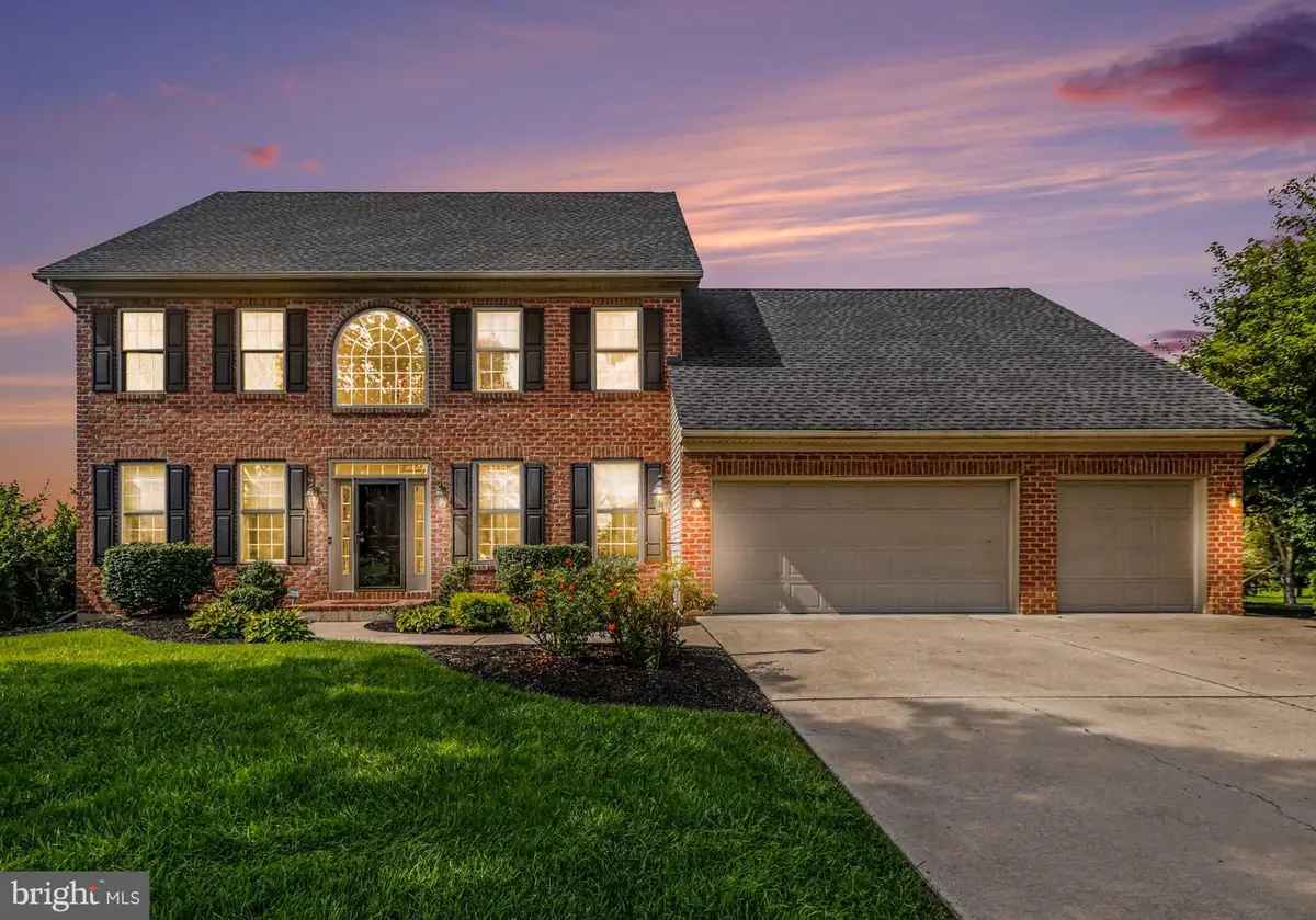 4 Mayfield Ct, Carlisle, PA 17013 - #1