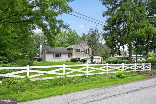 12 N Letort Dr, CARLISLE, PA 17013