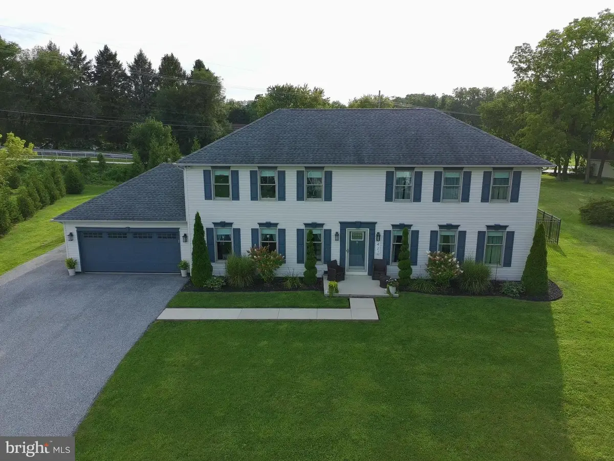 421 Scott Dr, Shippensburg, PA 17257 - #1