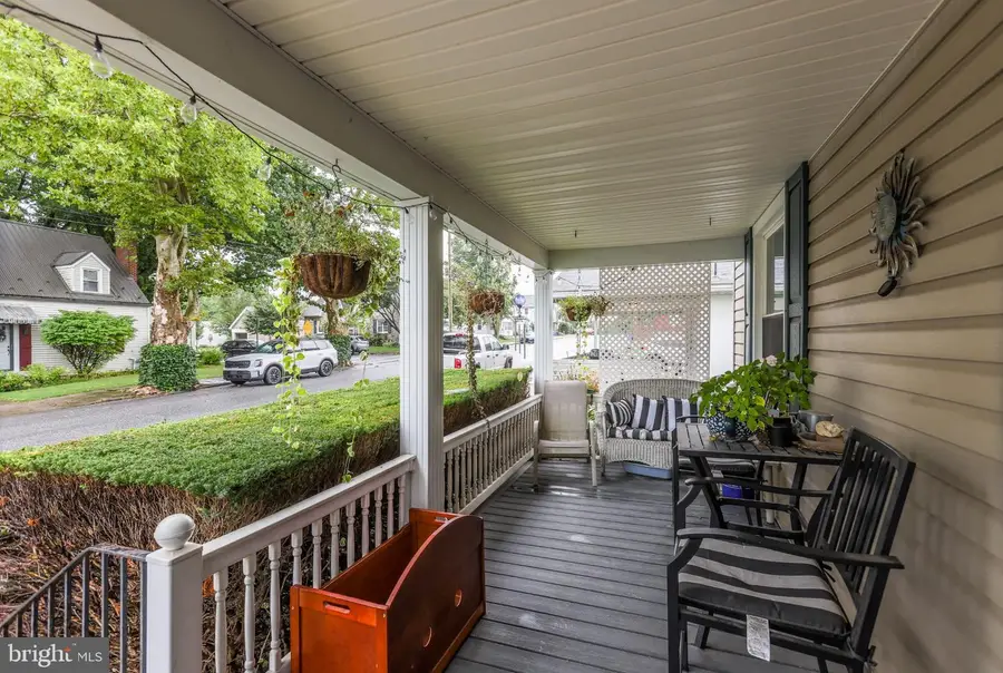 303 Walnut St, Shippensburg, PA 17257 - #2