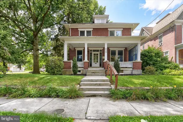 512 S Market St, MECHANICSBURG, PA 17055
