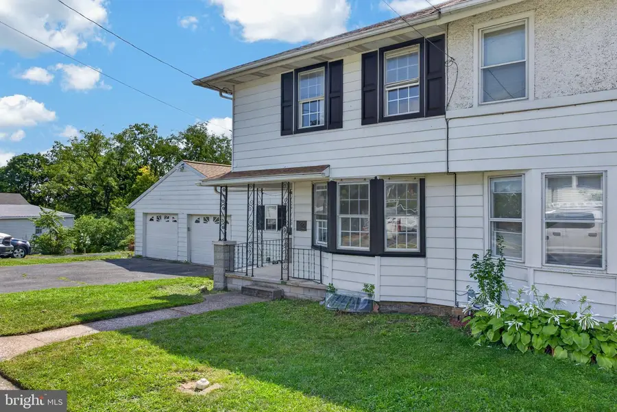 156 E Cumberland Rd, Enola, PA 17025 - #2