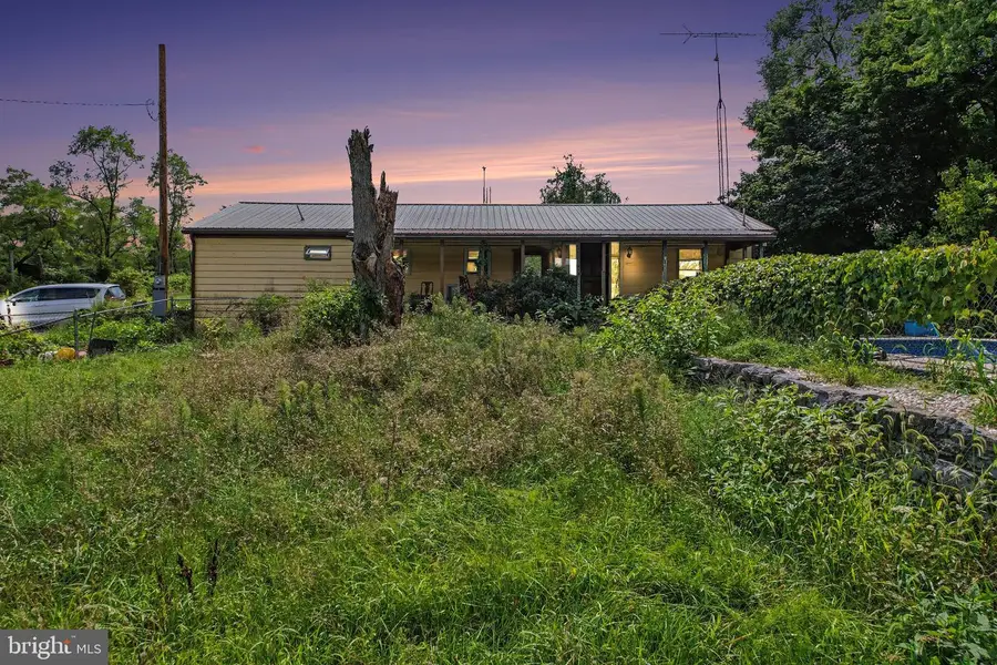 1482 Center Rd, Newville, PA 17241 - #2