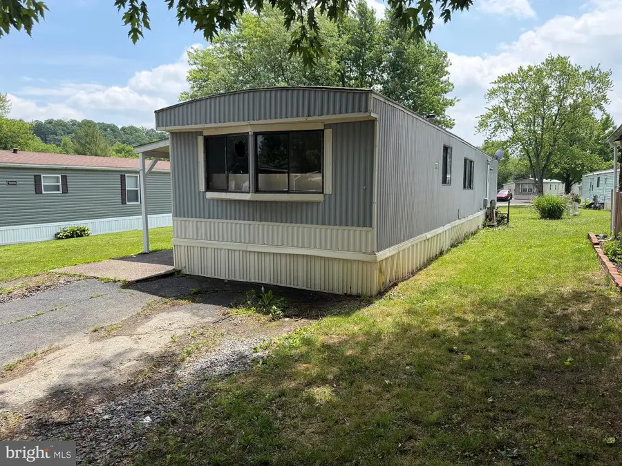 8 Redwood Lane, Carlisle, PA 17015 - #3