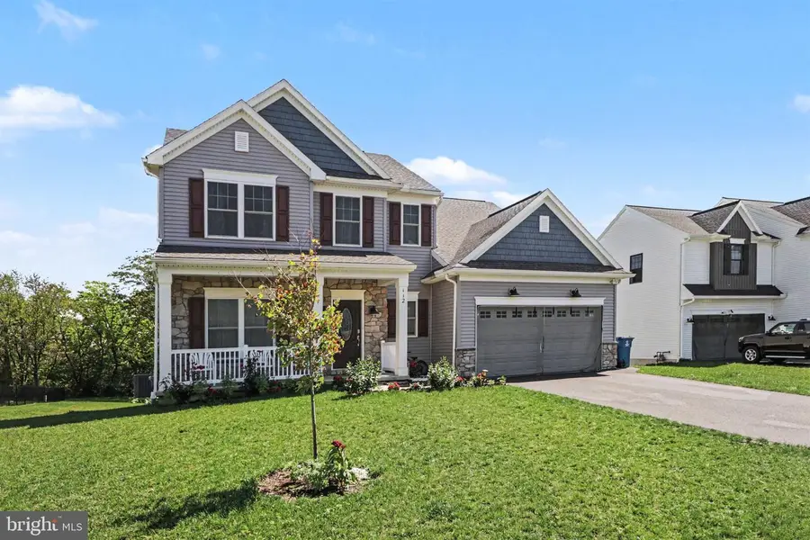 112 S Mountain Dr, Carlisle, PA 17013 - #2