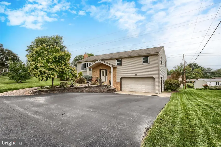 10 San Juan Dr, Mechanicsburg, PA 17055 - #3
