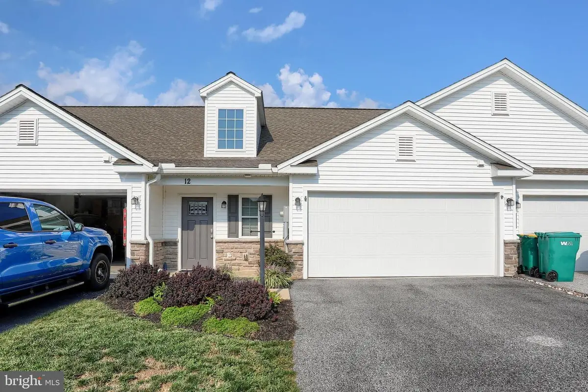 12 Group Court Ct, Mount Holly Springs, PA 17065 - #1