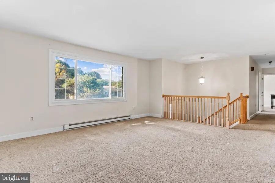 515 Thornwood Ln, Carlisle, PA 17013 - #3