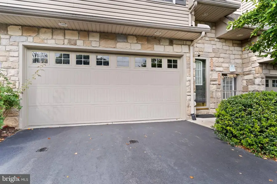 424 Mercury, Mechanicsburg, PA 17050 - #2