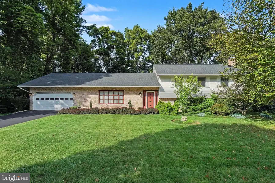 819 Meadow Ln, Camp Hill, PA 17011 - #2