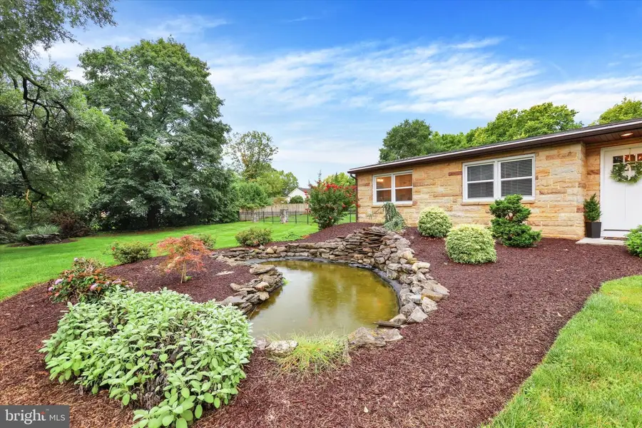1012 Rockledge Dr, Carlisle, PA 17015 - #3