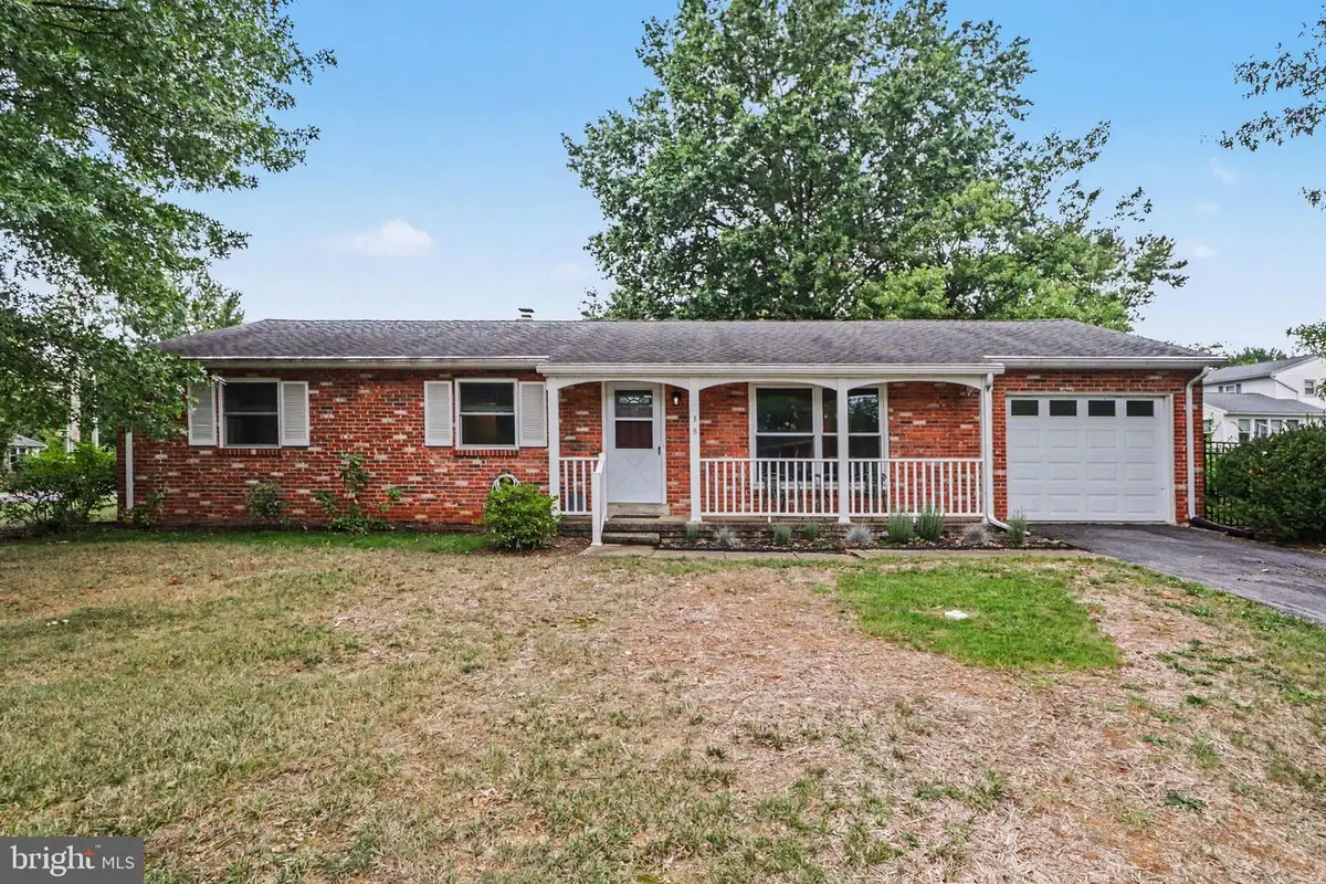 1 Mountain View Dr, Enola, PA 17025 - #1