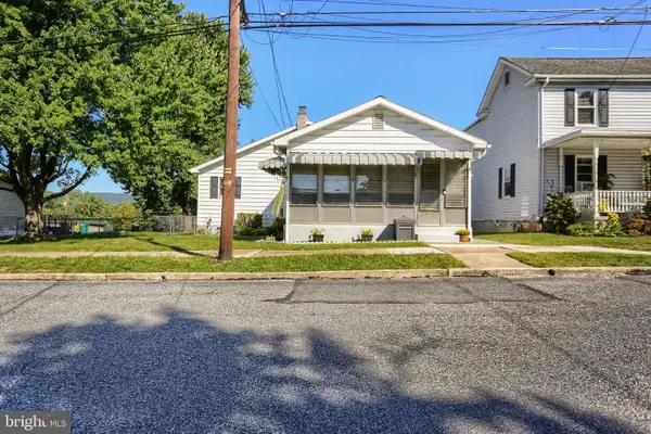 5 W Beale Ave, ENOLA, PA 17025