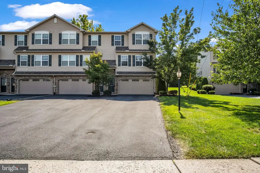 128 Old Schoolhouse Ln, Mechanicsburg, PA 17055 - #2
