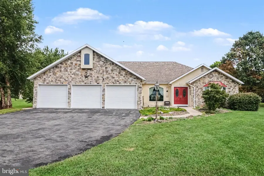 837 York Rd, Carlisle, PA 17015 - #2