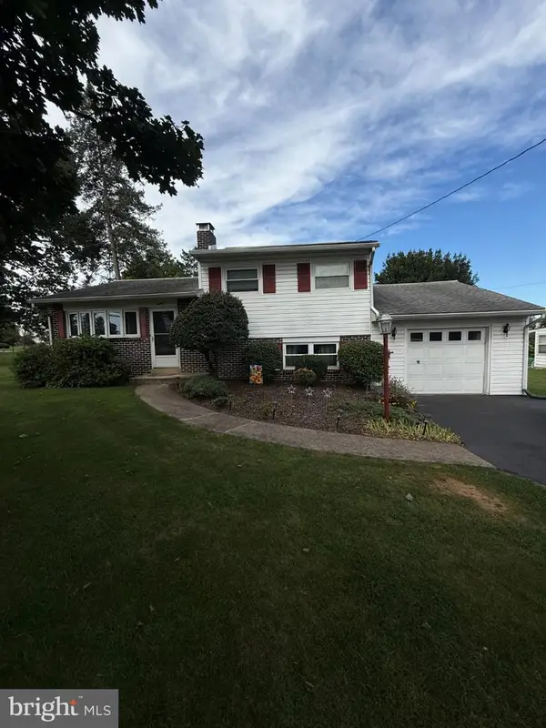 7 Silver Spring Rd, MECHANICSBURG, PA 17050