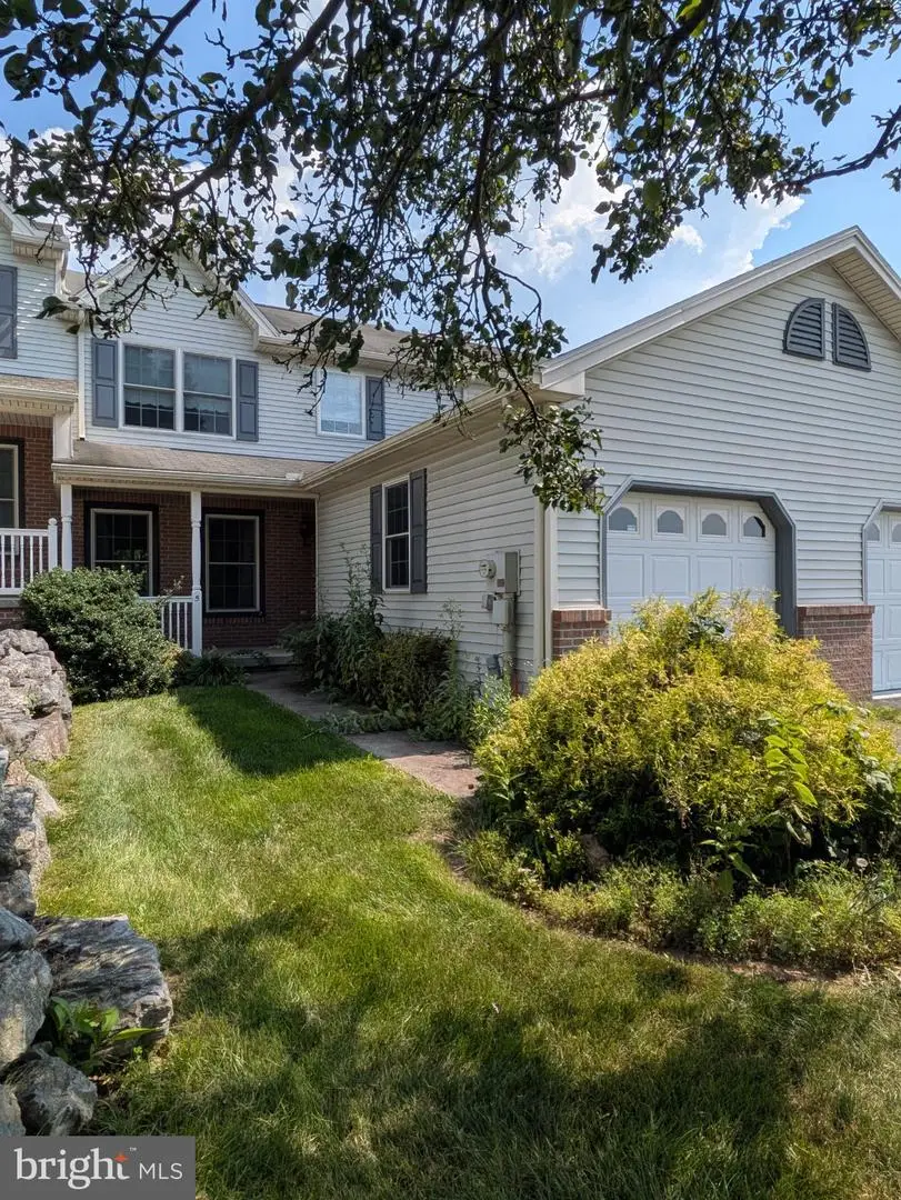 5 Lismore Pl, Mechanicsburg, PA 17050 - #1